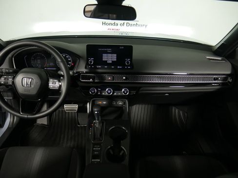 Used 2023 Honda Civic Sport image 17