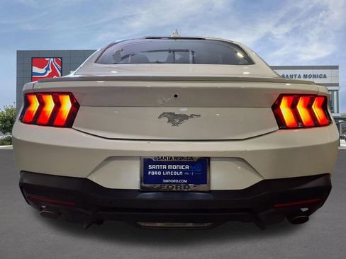 Used 2024 Ford Mustang Premium image 21