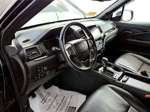 Used 2019 Honda Ridgeline Black Edition image 15