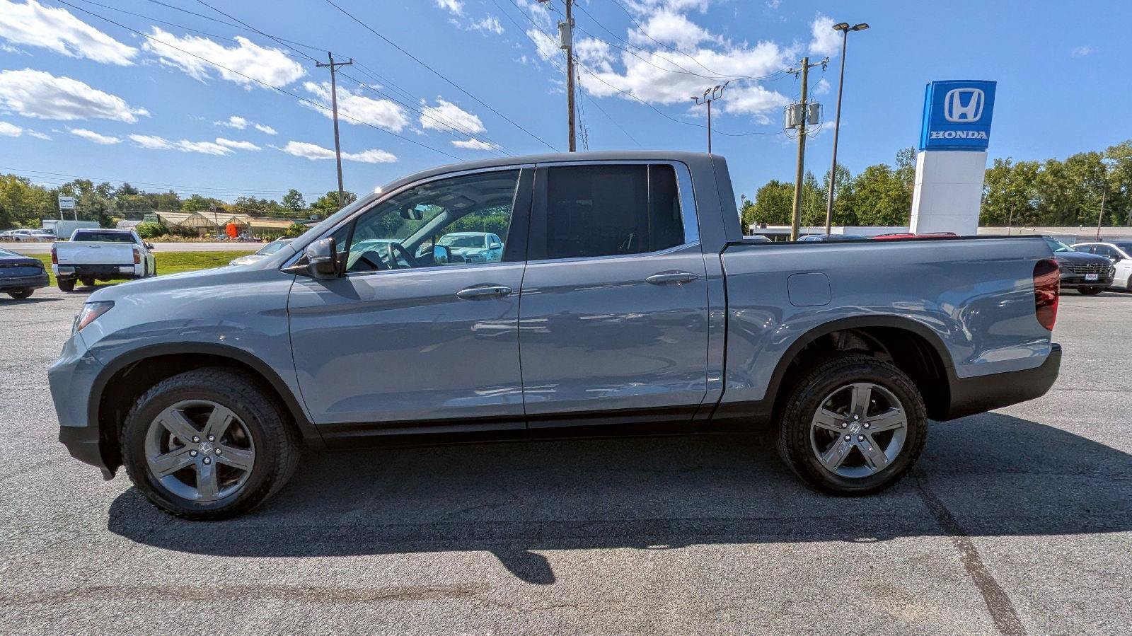 Certified 2023 Honda Ridgeline RTL image 5