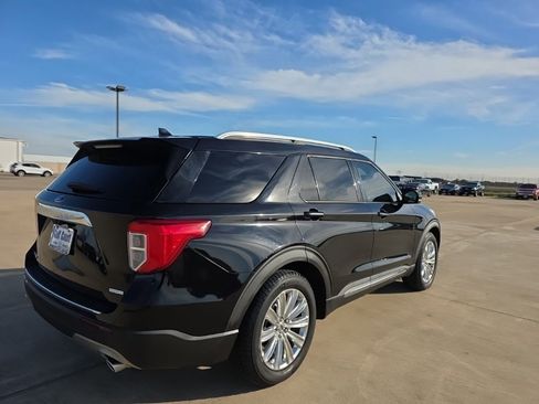 Used 2020 Ford Explorer Limited image 8