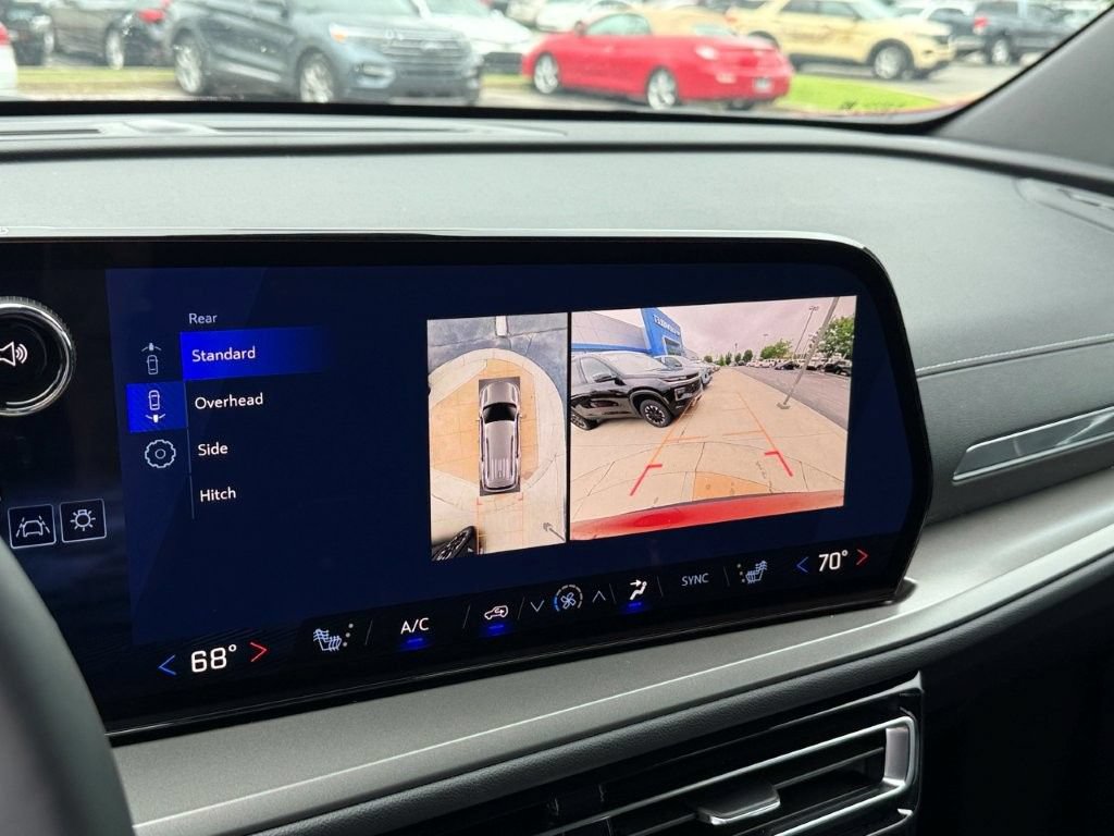 New 2026 Chevrolet Traverse LT w/ Sun and Wheel Package FWD image 23