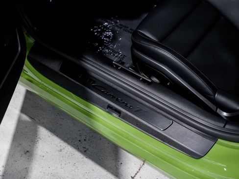 Used 2024 Porsche 911 Carrera T image 23