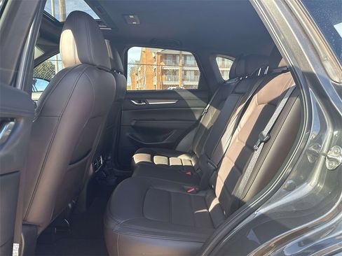 Used 2023 MAZDA CX-5 Signature image 23