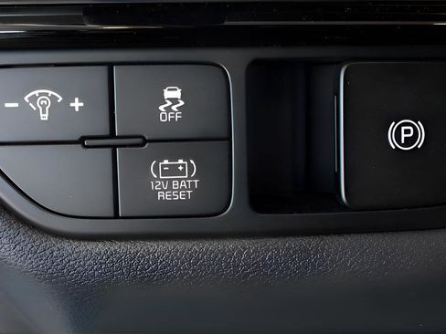 New 2026 Kia Sportage S AWD/4WD image 21