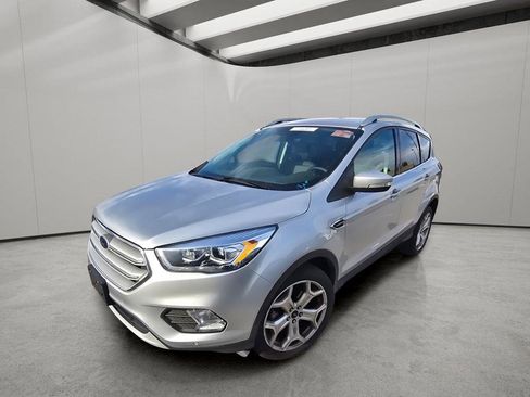 Used 2019 Ford Escape Titanium AWD/4WD image 1