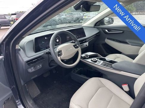 Used 2023 Kia EV6 Wind RWD image 8