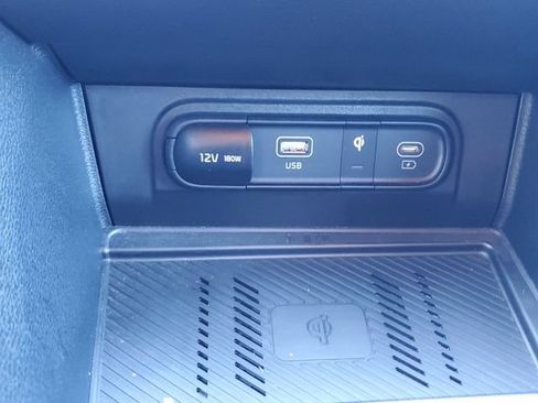Certified 2023 Kia Sportage EX FWD image 33