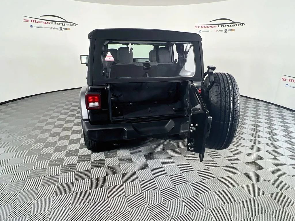 Used 2024 Jeep Wrangler Sport AWD/4WD image 24