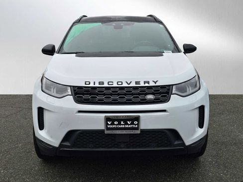 Used 2020 Land Rover Discovery Sport SE image 8