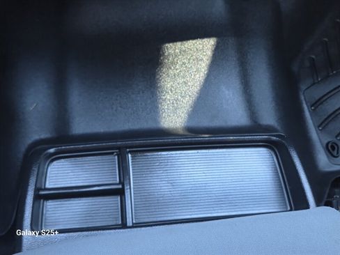 Used 2016 RAM 1500 Express RWD image 32