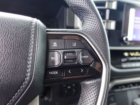 Certified 2023 Toyota Sequoia SR5 image 17