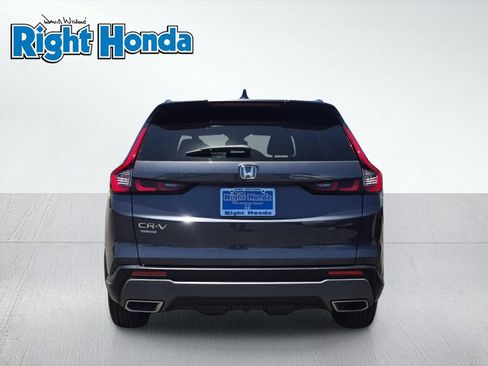 Certified 2025 Honda CR-V Sport image 5