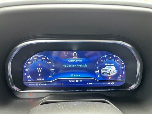 Used 2024 Chevrolet Tahoe RST w/ Luxury Package RWD image 16