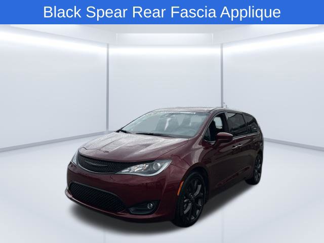 Used 2020 Chrysler Pacifica Touring w/ S Appearance Package FWD image 11