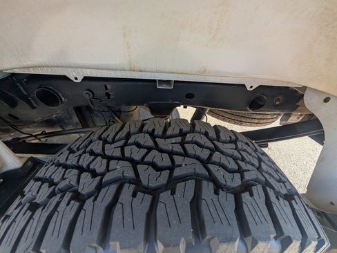 Certified 2018 Chevrolet Silverado 1500 W/T w/ Trailering Package image 24