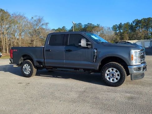 Used 2024 Ford F250 XLT w/ FX4 Off-Road Package image 2
