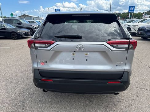 Used 2025 Toyota RAV4 XLE AWD/4WD image 6