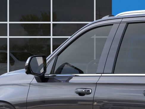 New 2025 Chevrolet Suburban Premier image 49