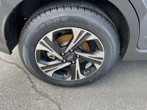 Used 2024 Subaru Crosstrek 2.0i Premium AWD/4WD image 8