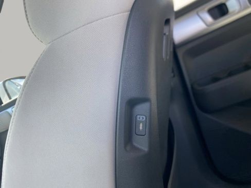 New 2026 Hyundai Santa Fe SE FWD image 35