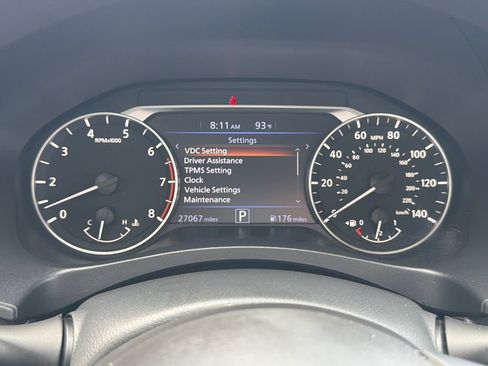 Used 2025 Nissan Altima 2.5 SV FWD image 18