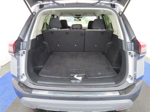 Used 2023 Nissan Rogue SV AWD/4WD image 12