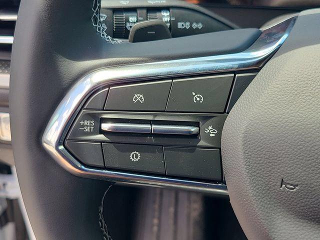 New 2026 Chevrolet Traverse LT FWD image 24