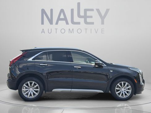 Used 2023 Cadillac XT4 Premium Luxury w/ Cold Weather Package AWD/4WD image 6