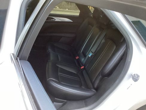 Used 2019 Lincoln MKZ Premiere image 35