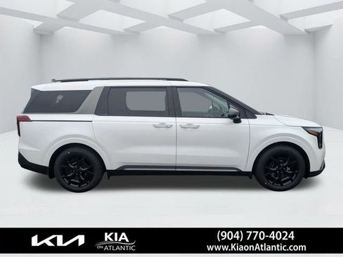 New 2026 Kia Carnival SX Prestige FWD image 3