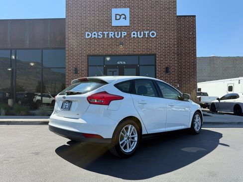 Used 2016 Ford Focus SE FWD image 6