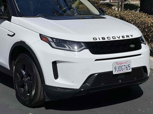Used 2021 Land Rover Discovery Sport SE image 51