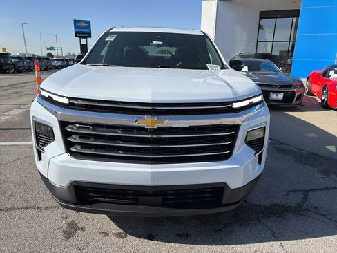 New 2026 Chevrolet Traverse LT AWD/4WD image 8