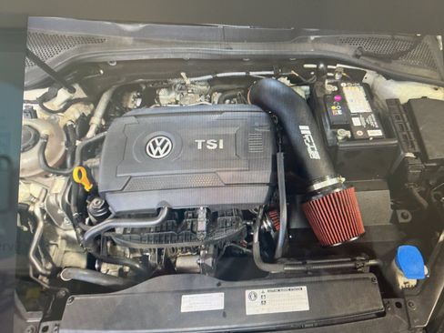 Used 2018 Volkswagen GTI S FWD image 21