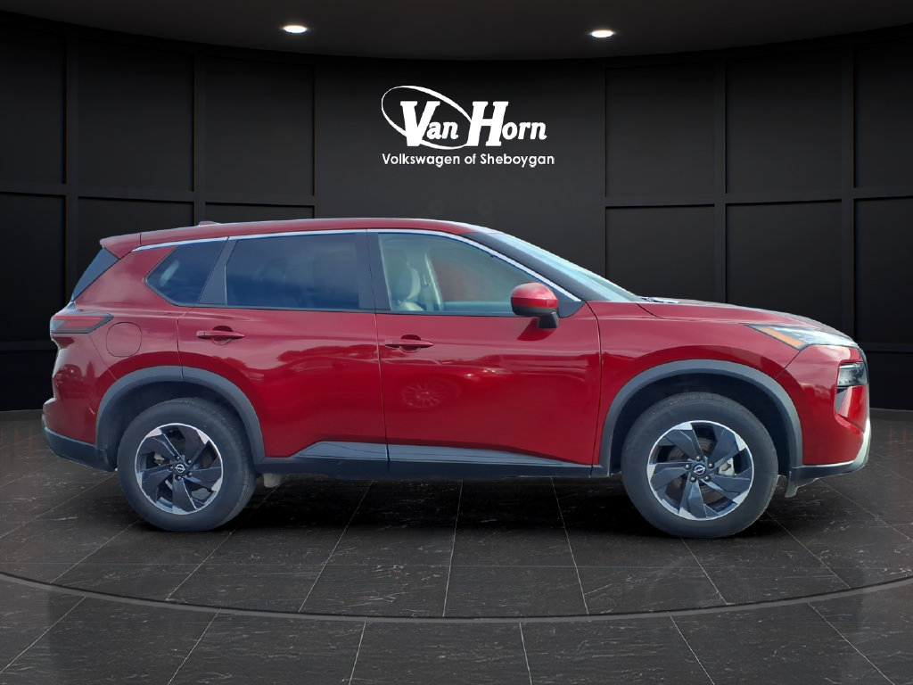Used 2025 Nissan Rogue SV AWD/4WD image 8