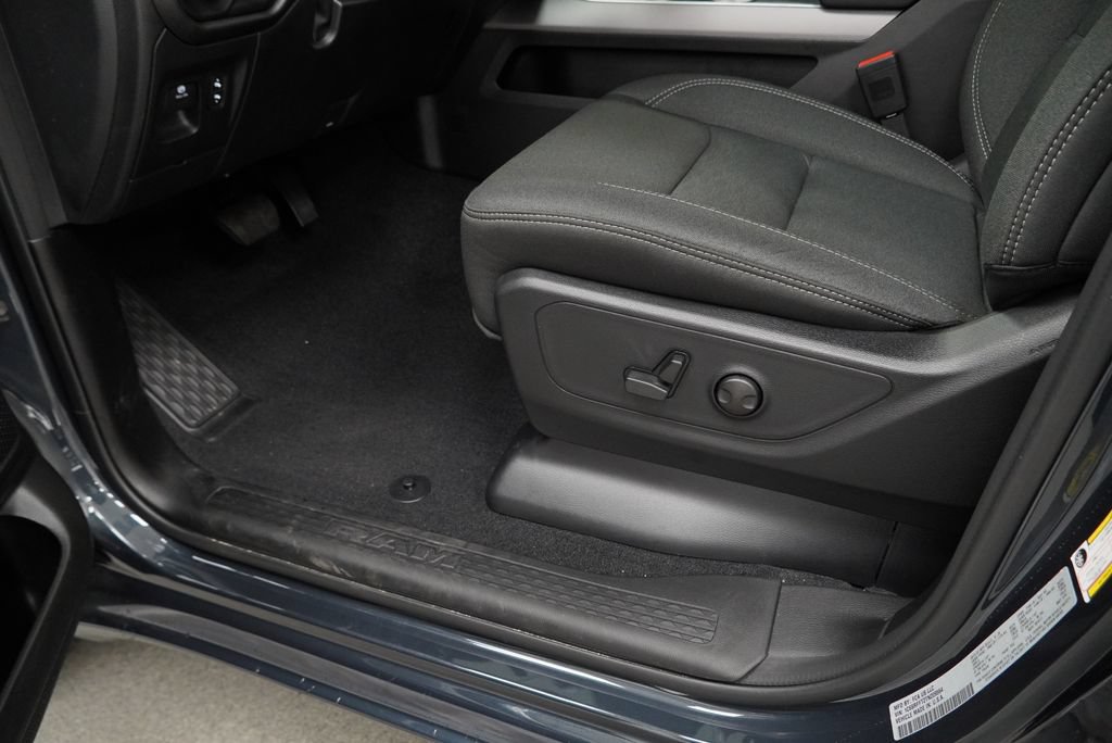 New 2026 RAM 1500 Big Horn AWD/4WD image 27