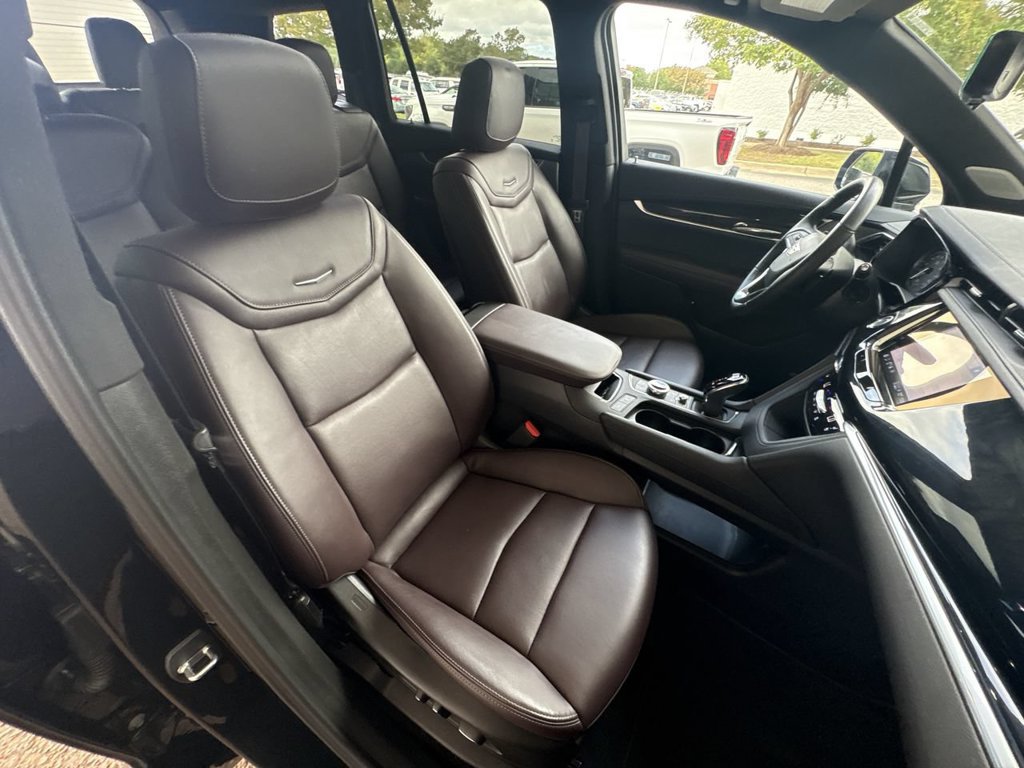 Certified 2023 Cadillac XT6 Premium Luxury w/ Technology Package FWD image 29