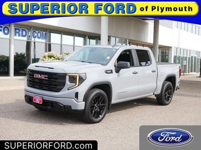 Used 2025 GMC Sierra 1500 Pro w/ Graphite Edition