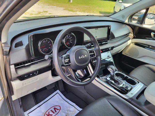 Certified 2024 Kia Carnival EX FWD image 10