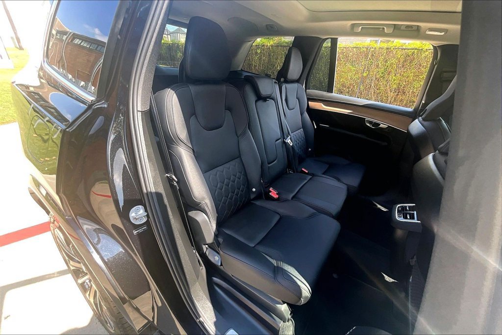Certified 2026 Volvo XC90 B6 Plus AWD/4WD image 37
