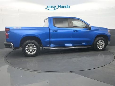 Used 2022 Chevrolet Silverado 1500 LT w/ Protection Package AWD/4WD image 8