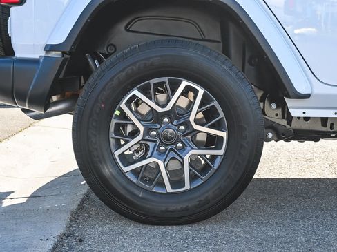 New 2026 Jeep Wrangler Sahara image 9