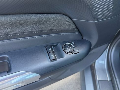Used 2025 Ford Mustang Coupe RWD image 11