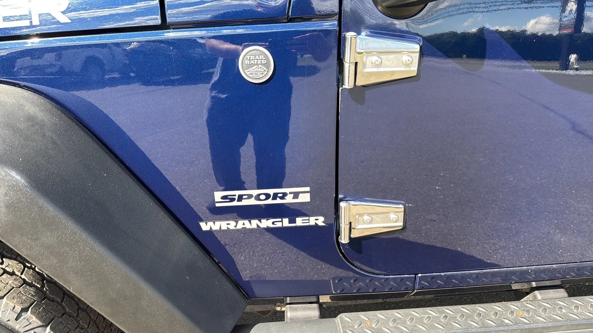 Used 2013 Jeep Wrangler Sport AWD/4WD image 28