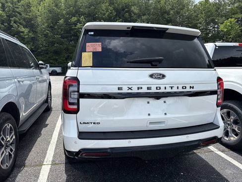 Used 2023 Ford Expedition Limited AWD/4WD image 16