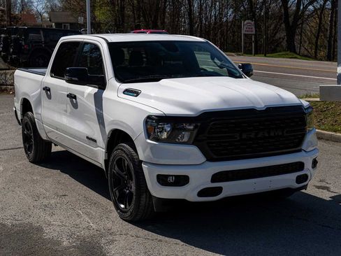 Used 2023 RAM 1500 Big Horn AWD/4WD image 3