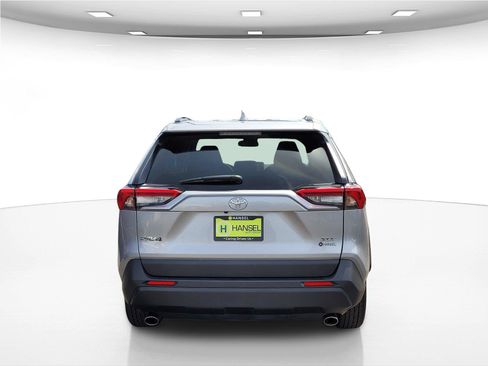 Used 2025 Toyota RAV4 XLE FWD image 8