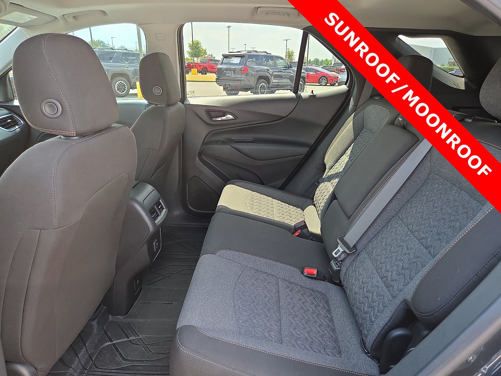 Used 2023 Chevrolet Equinox LT FWD image 10