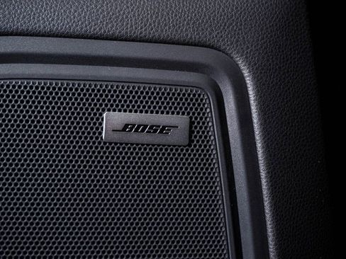Certified 2024 Porsche Macan S AWD/4WD image 27